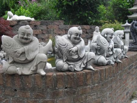 Tuinbeelden ,Boeddha met Koi - 2