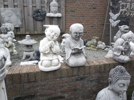 Tuinbeelden ,Boeddha met Koi - 8