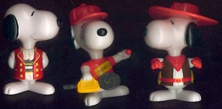 Snoopy: McDonald's figuur in klederdracht x 4 van 1999 - 1