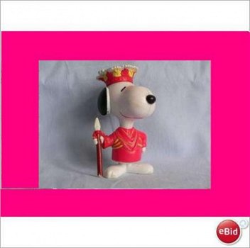 Snoopy: McDonald's figuur in klederdracht x 4 van 1999 - 2