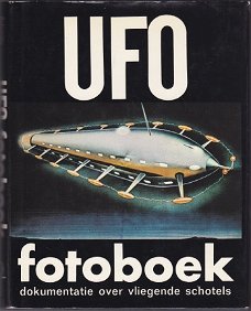 Adolf Schneider, H. Malthaner: UFO-fotoboek