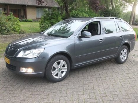 Skoda Octavia Combi - 1.6 TDI Greentech Ambition Business Line - 1