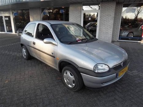 Opel Corsa - Corsa Vauxhal Stuur rechts 9962 miles - 1