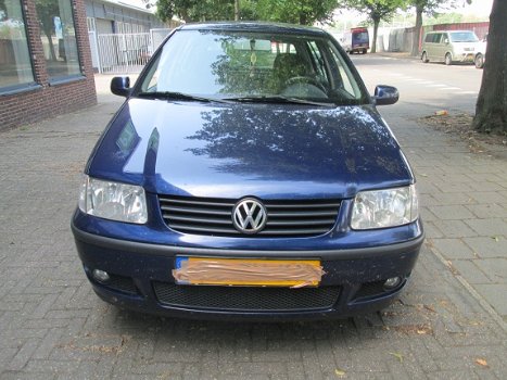 VOLKSWAGEN POLO III 1.9 SDI Plaatwerk kleur Lb5N - 3