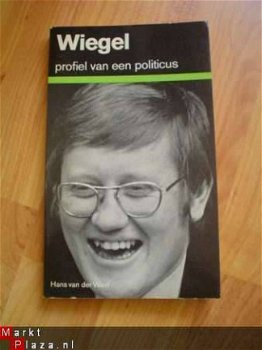 Wiegel profiel van een politicus door Hans van der Werf - 1