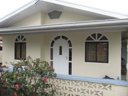 Vakantiehuis beekhuizen Suriname - 1