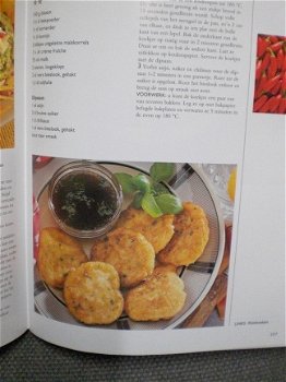 Het grote boek met Hapjes Oorspronkelijke titel:The Essential Fingerfood Cookbook - 3