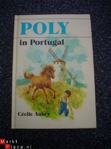 Poly in Portugal door Cécile Aubry