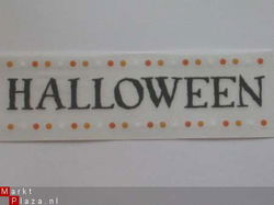 OPRUIMING: Rubon title wave halloween