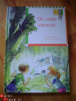 De oude caravan door Sietsche Gerkema - 1