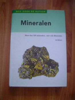 Mineralen door J. Svenek - 1