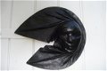 wandhanger masker zwart leer 24 x 23 cm als nieuw - 1 - Thumbnail