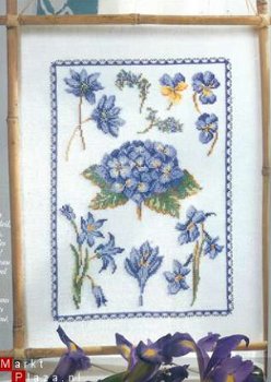 borduurpatroon 3561 schilderij met blauwe bloemen - 1