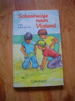 Schoolreisje naar Vlieland door Piet Meinema - 1