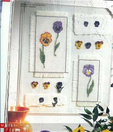 borduurpatroon 3568 drie tableaux met bloemen