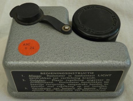 Oplaadapparaat Dosismeter / Dosimeter Charger, type: PP-4127, KL, jaren'70.(Nr.1) - 1