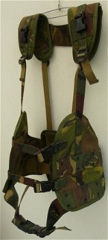 Harnas, Gevechts, Koninklijke Landmacht, Woodland Camouflage, maat: L, 1993.(Nr.1) - 2