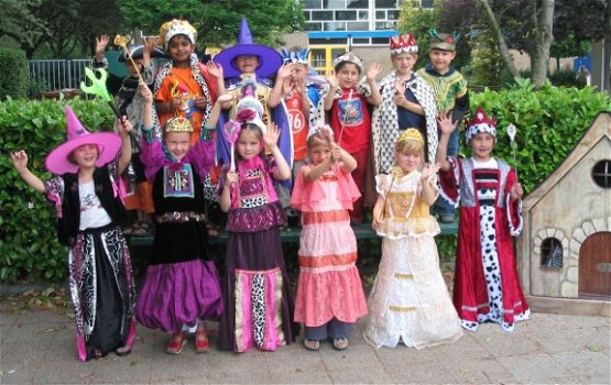 Verkleedkisten themakisten voor verjaardagsfeestjes kinderfeestje thuis Noord-Brabant Breda e.o. - 8