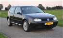 Volkswagen Golf - 1.4-16V Comfortline in goede staat met airconditioning - 1 - Thumbnail