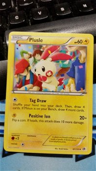 Plusle 47/113 BW Legendary Treasures - 1