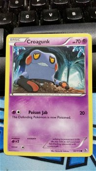 Croagunk 62/113 BW Legendary Treasures - 1