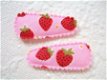 3 cm ~ Kniphoesje met aardbeien ~ Roze - 1 - Thumbnail