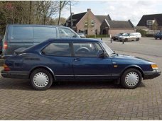 Saab 900 Coupé - COUPE 2.0i-16 spuitwerk motorkap en dak ( lak verweerd)