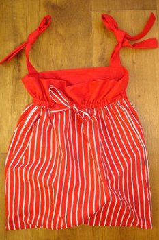 NIEUW! Boxkleed Bopita Driehoek rood wit streep 1 - 4