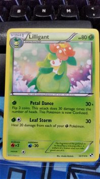 Lilligant - 10/114 Rare Black and White - 1