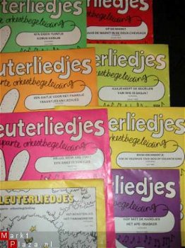 8 Singles met kleuterliedjes C2vb - 1