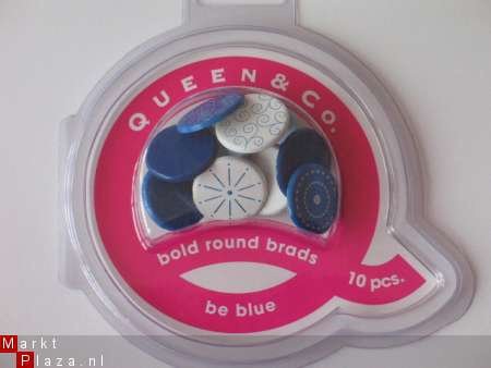 OPRUIMING: queen&co bold round brads be blue - 1