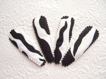5 cm ~ Zwart/wit zebra kniphoesje - 1