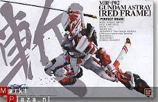 PG 1/60 MBF-P02 Gundam Astray Red Frame