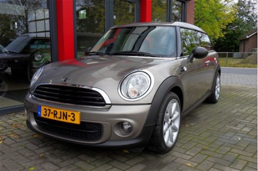 Mini Mini Clubman - 1.6 ONE D BUSINESS LINE Works stoelen Airco Cruise NAP zeer mooie auto - 1