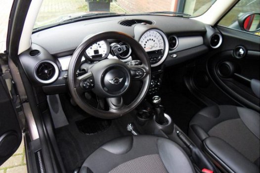 Mini Mini Clubman - 1.6 ONE D BUSINESS LINE Works stoelen Airco Cruise NAP zeer mooie auto - 1