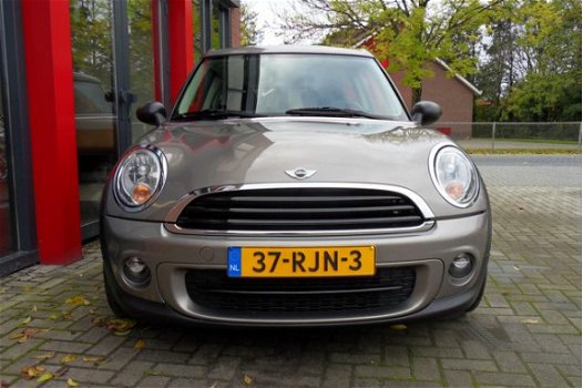 Mini Mini Clubman - 1.6 ONE D BUSINESS LINE Works stoelen Airco Cruise NAP zeer mooie auto - 1