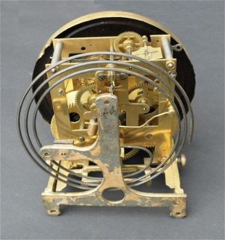 === Regulateur uurwerk = Mauthe = oud === 17704 - 5