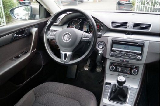 Volkswagen Passat Variant - 1.6 TDI Comfort Bluemotion Tech - 1