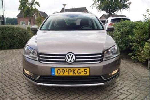 Volkswagen Passat Variant - 1.6 TDI Comfort Bluemotion Tech - 1