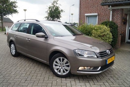 Volkswagen Passat Variant - 1.6 TDI Comfort Bluemotion Tech - 1