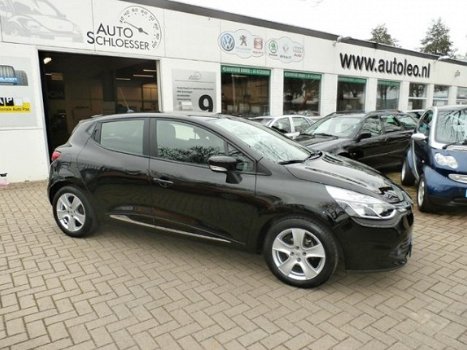 Renault Clio - 0.9 TCe 66KW EXPRESSION *AIRCO - NAVI - 1