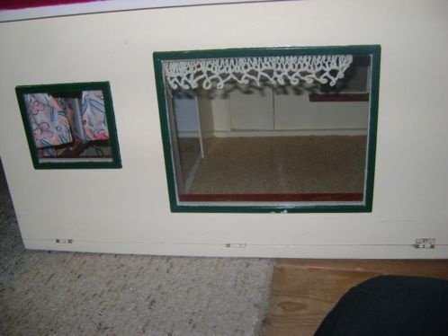 groot oud poppenhuis met verlichting - Afbeelding 2