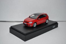 Volkswagen Vw Golf 4 doors rood 1:43 Herpa