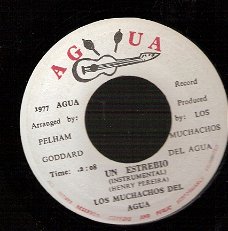 Los Muchachos del Aqua  Ay MAria _Un estrebio  Vinyl single 45 toeren MEGARARE