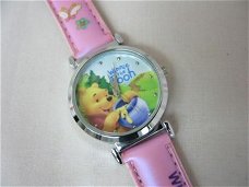 Winnie the Pooh roze Horloge