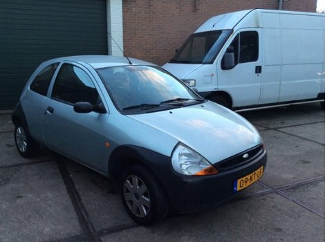 Ford Ka - Full option - Airco - stuurbekrachting - C.V - 1.3 Style - 1