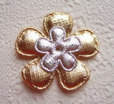 Klein glanzend bloemetje ~ 2,5 cm ~ Goud - 3