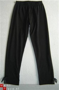 Mooie (git)zwarte legging met strikjes maat 4 - 2
