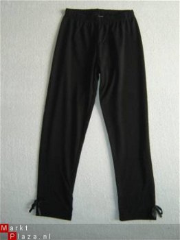 Mooie (git)zwarte legging met strikjes maat 4 - 3