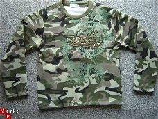 Leuke Army  sweater  maat 12